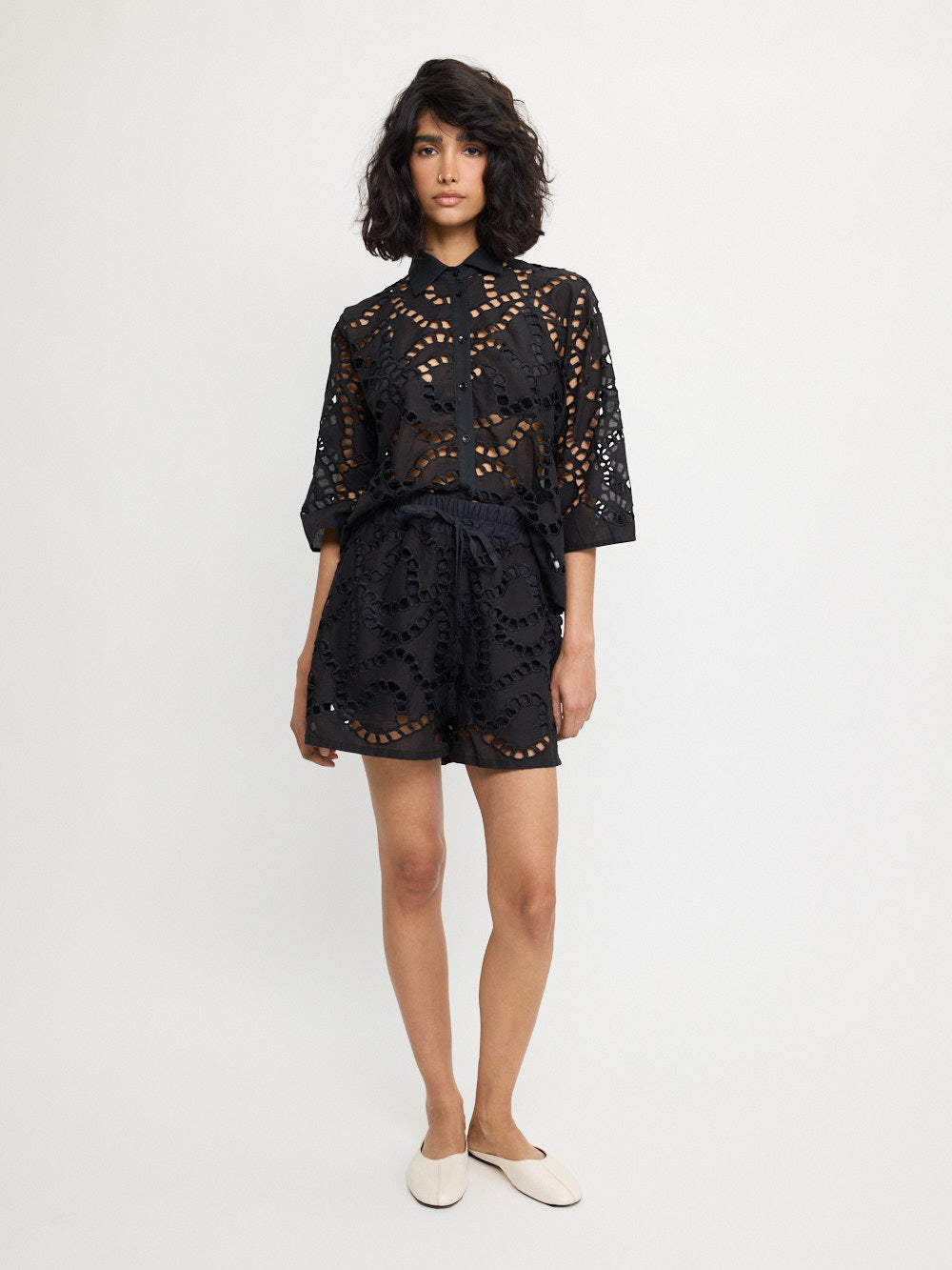 Shorts en maille brodés noirs