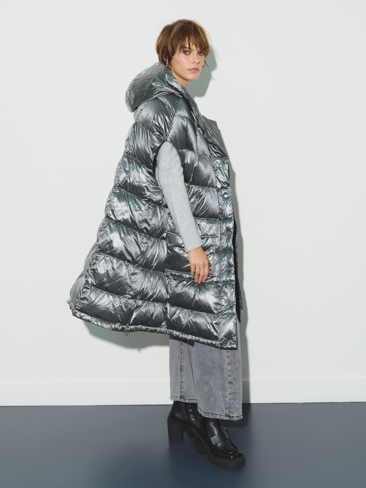 Metallic long puffer vest