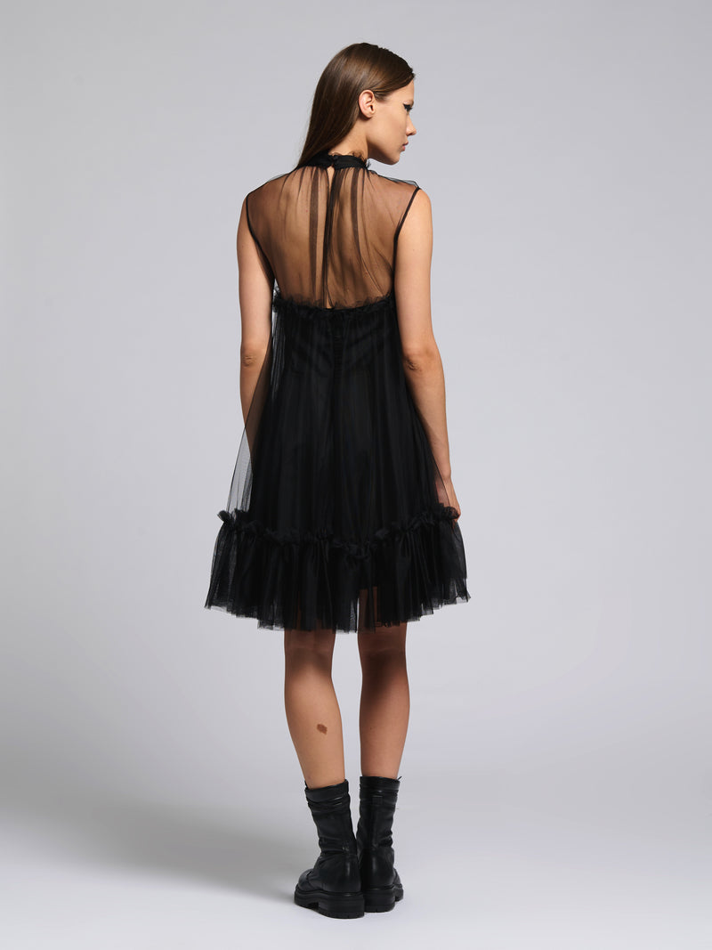Robe tente en tulle
