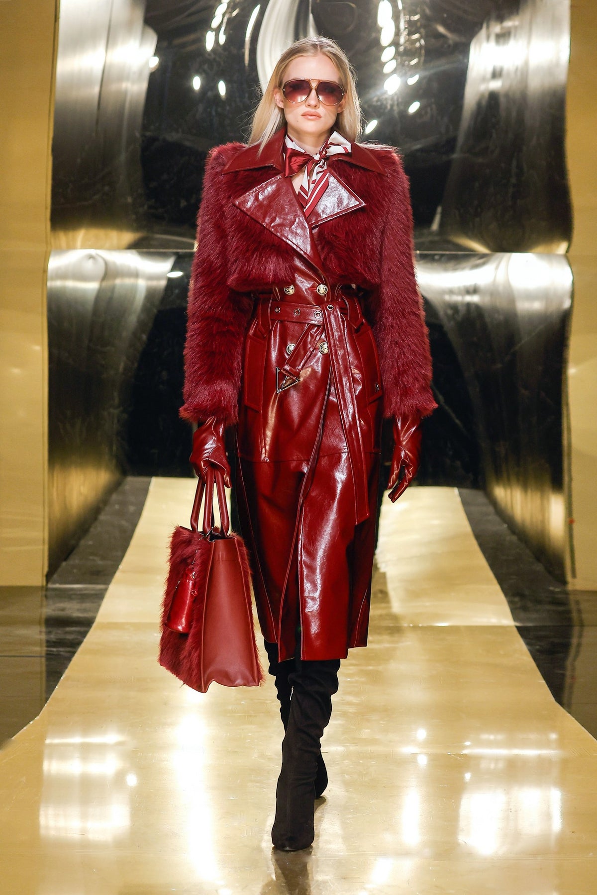 Coat With Fur - Maska