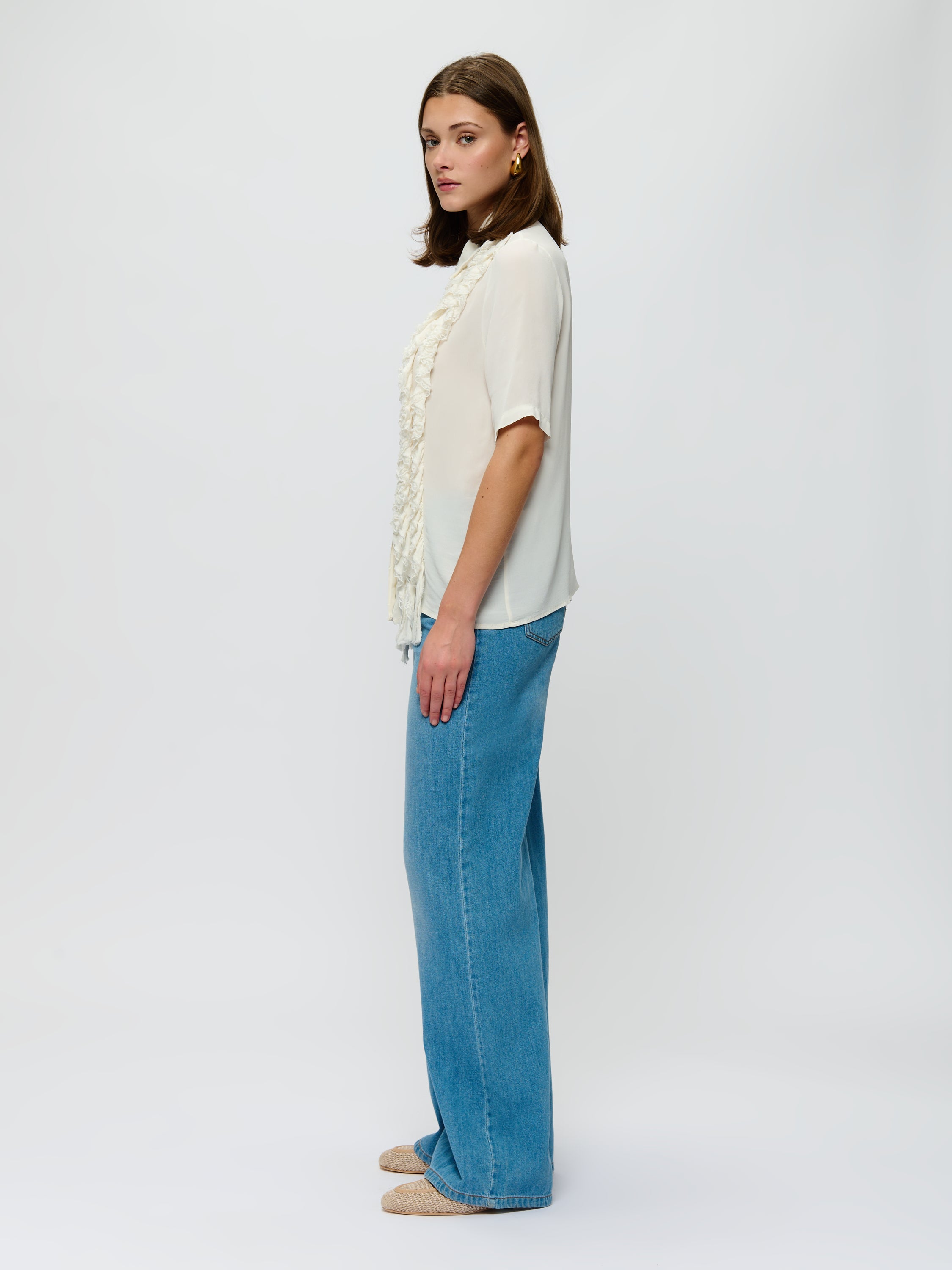 Blouse manches courtes à volants