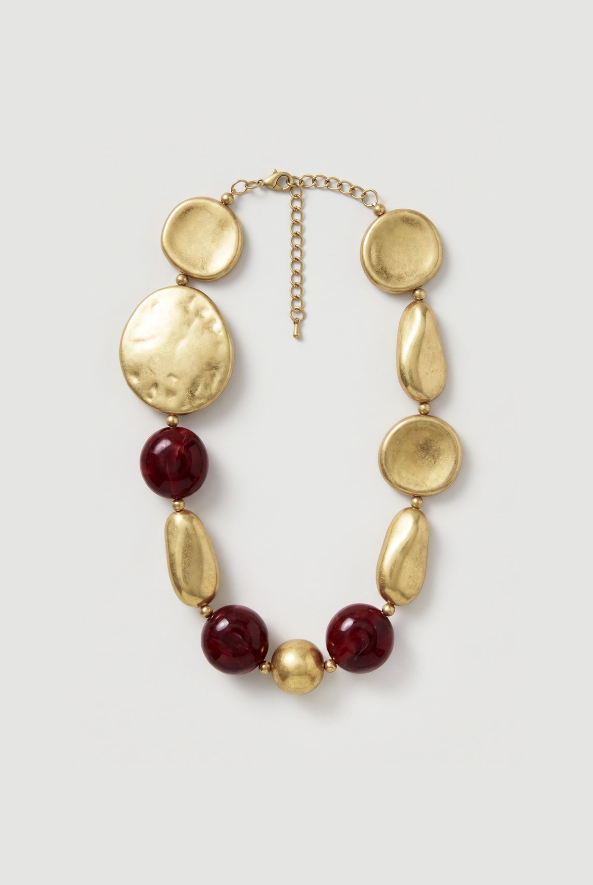 Short necklace of hammered discs and beads - Gold + red - still