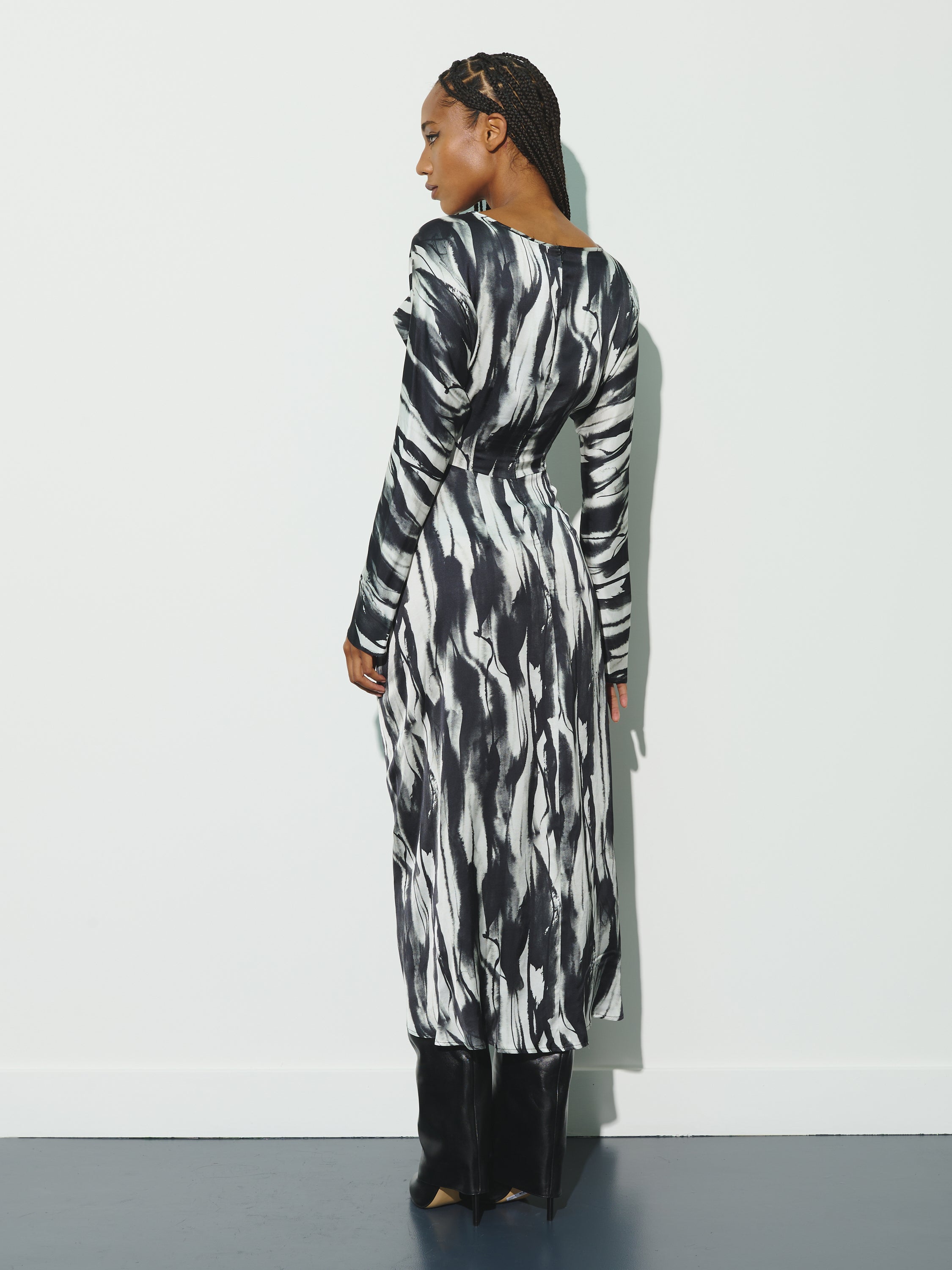 Robe en satin imprimé zèbre