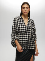 Oversized Houndstooth Print Blouse WHITE TOP Maska